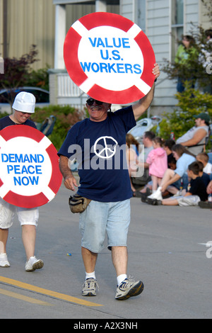 Menschen demonstrieren über Arbeiter und Mittelklasse-Werte in Michigan Stockfoto