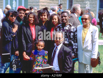Afroamerikanische Familie am Macalester College-Abschlussfeier. St Paul Minnesota USA Stockfoto