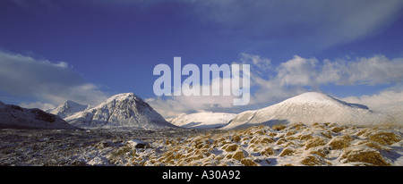 Buachaille Etive Mor und Beinn ein Chrulaiste Glencoe Schottisches Hochland Stockfoto