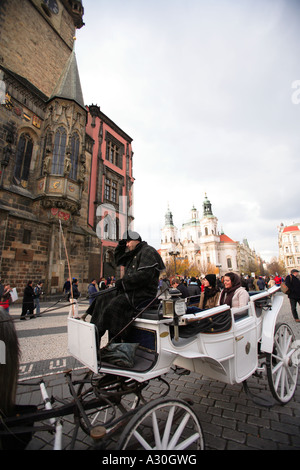 Horse-Drawn Wagen Altstädter Ring Prag Tschechische Republik Europa Stockfoto