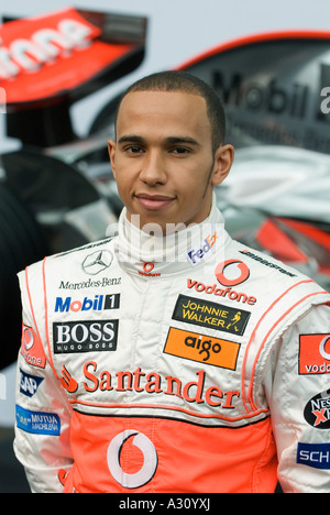 britischer Formel-1-Fahrer Lewis Hamilton im McLaren Mercedes Teampräsentation in Valencia im Januar 2007 Stockfoto