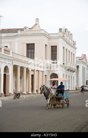 Teatro Tomas Terry in Paque Jose Marti, Cienfuegos, Kuba Stockfoto