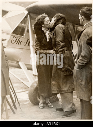Amy Johnson sagt auf Wiedersehen Stockfoto