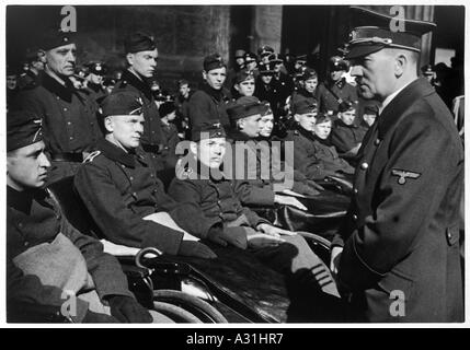 Hitler verletzte Soldaten Stockfoto