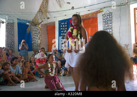 Takaroa Tuamotu-Inseln Französisch-Polynesien redaktionellen Gebrauch bestimmt Stockfoto