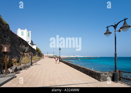 Hauptpromenade, Playa Blanca, Lanzarote, Kanarische Inseln, Spanien Stockfoto