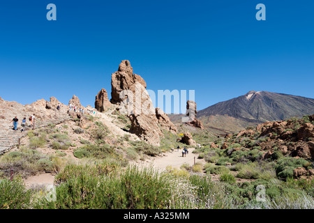 Teide und Los Roques de Garcia, Las Canadas del Teide, Teneriffa, Kanarische Inseln, Spanien Stockfoto