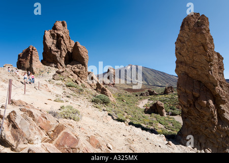 Teide und Los Roques de Garcia, Las Canadas del Teide, Teneriffa, Kanarische Inseln, Spanien Stockfoto