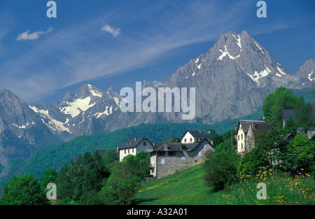 Frankreich-Pyrenäen-Dorf von Lescun Stockfoto