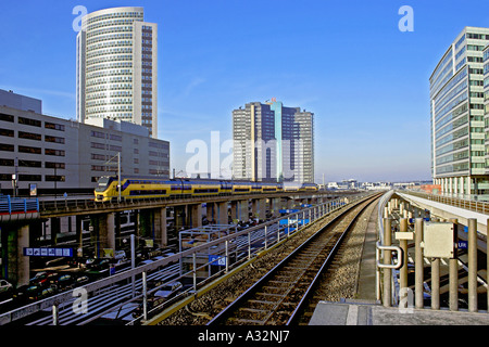 Sloterdijk Bahnhof und Business district Teleport Sloterdijk Stockfoto