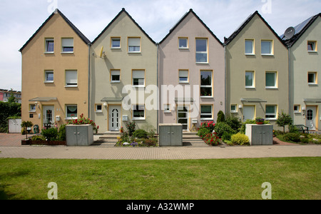 Reihenhäuser in der Solarsiedlung in Gelsenkirchen, Deutschland Stockfoto