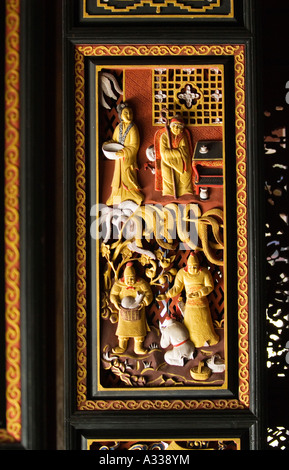 Tür-Panel Galerie Shu Mansion, Wohnsitz der Familie von späten Qing Periode, Jianshui, Honghue County, Provinz Yunnan, China. Stockfoto