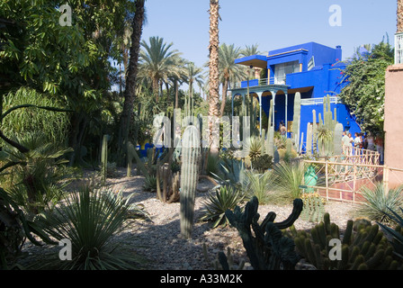 Jardin Majorelle und Museum für islamische Kunst, Marrakesch, Marokko. 1931. Außenseite des blauen Workshops Stockfoto