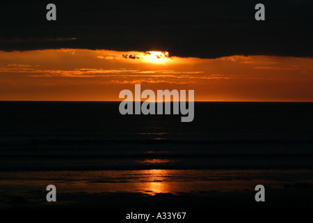 Sonnenuntergang über Machirs Bay Islay Argyll Schottland Stockfoto