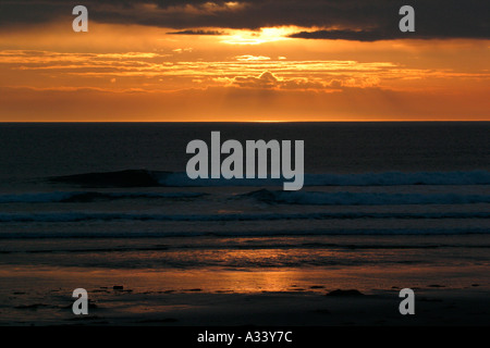 Sonnenuntergang über Machirs Bay Islay Argyll Schottland Stockfoto