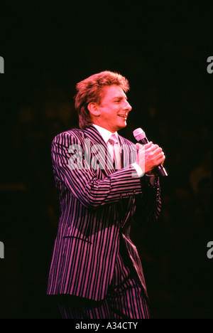 Barry Manilow im Konzert in der Wembley Arena, London, England Stockfoto