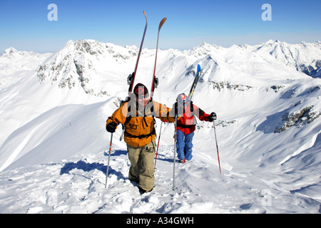 Freeride - auf dem Weg zum Gipfel, Österreich, Alpen Stockfoto