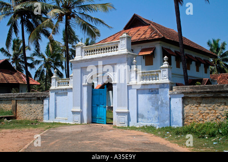 Altes Haus in Thiruvanathapuram (Trivandrum) ein typisches Beispiel für Kerala Architektur Stockfoto