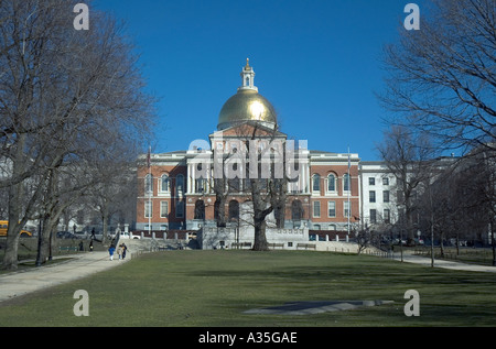 Den Wohnheimen Statehouse in Beacon Hill in Boston Stockfoto