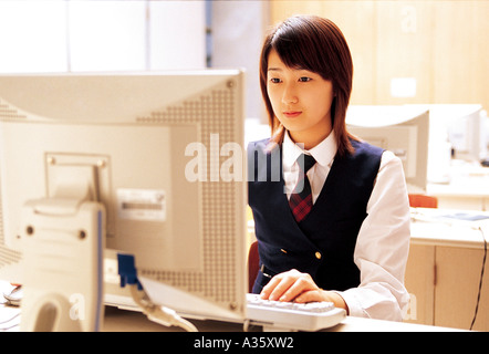 Ein Schule Teenager computer Stockfoto