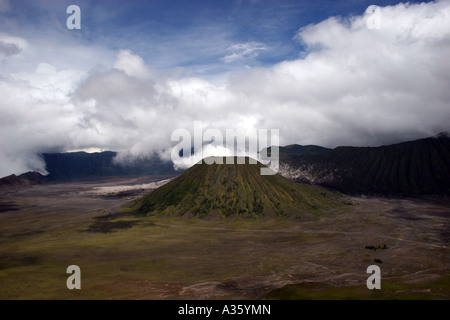 Vulkanlandschaft Mount Bromo in Indonesien Stockfoto