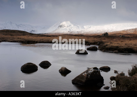 Die düsteren Weite des Rannoch Moor in Argyll and Bute. Strathclyde.   XPL 4565-430 Stockfoto