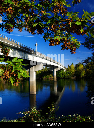 Harrison Brücke Stockfoto