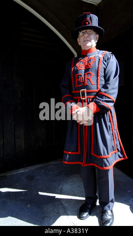 Patrick Nolan nur antipodean als Yeoman Wache am London schloss 2005 gedient haben Stockfoto