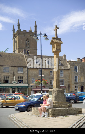 Marktplatz in den Cotswolds Stadt Stow-on-the-Wold, Gloucestershire Stockfoto