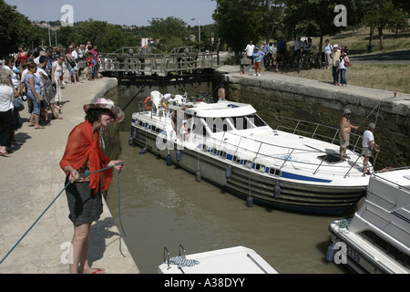 NEUF ECLUSES, BEZIERS, LANGUEDOC, FRANKREICH Stockfoto