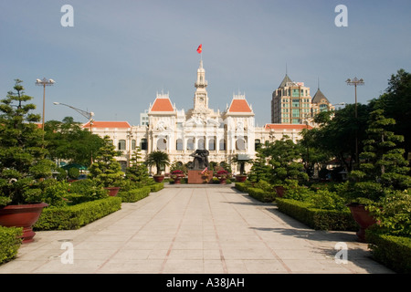 Peoples Committee Gebäude ehemals Französisch Hôtel de Ville oder Rathaus in Saigon Stockfoto