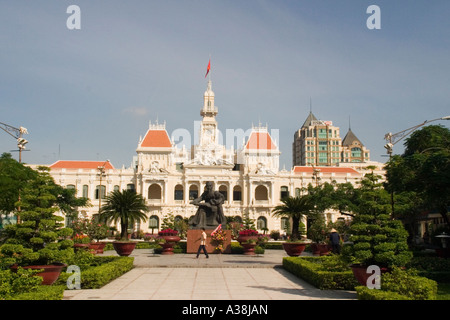 Peoples Committee Gebäude ehemals Französisch Hôtel de Ville oder Rathaus in Saigon Stockfoto