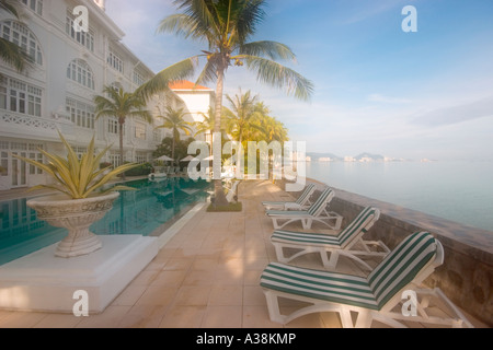 Der Poolbereich der Eastern und Oriental Hotel Penang Stockfoto