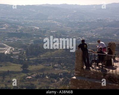Mijas Pueblo in den spanischen Bergen, Andalusien, Spanien, Europa, landschaftlich, Bank Jugend Aussichtspunkt Blick Vista Landschaft Stockfoto