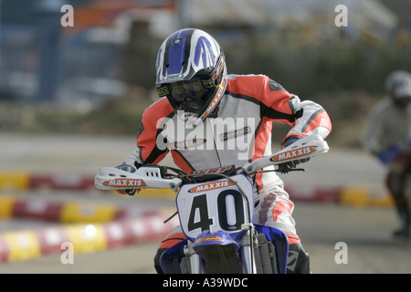 Motocross-Fahrer in Demo Motorrad und Motorsport zeigen Titanic Quarter Belfast Nordirland Stockfoto