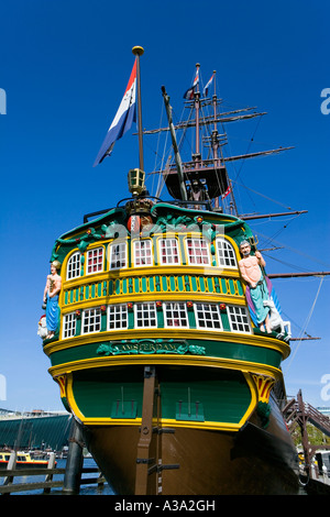 Strengen Blick auf "Amsterdam", ein Niederländisch-Ostindien Segelschiff in Amsterdam Stockfoto