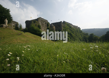 Ansicht der mittelalterlichen Burg von Bouillon Stockfoto