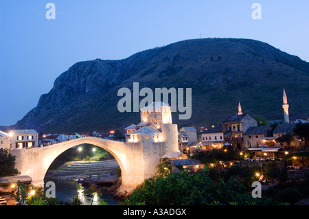 Der Balkan Bosnien Mostar Stari die meisten Peace Bridge am Fluss Neretva Stockfoto