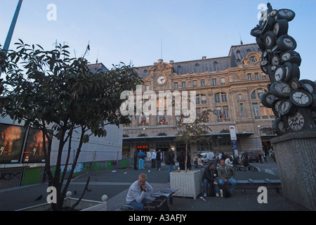 außerhalb der Gare Saint Lazare Paris Frankreich EU-Europa Stockfoto