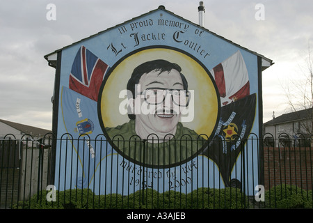 Jackie Coulter Loyalist Wandbild UDA UFF UVF Fehde Shankill Road Belfast Nordirland Stockfoto