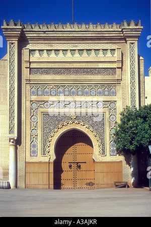 Haupteingang zum Dar el Makhzen oder Königspalast in Meknes Marokko Stockfoto