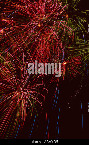 Feuerwerk in der Nacht 1601 010 10 Stuart Dee Stockfoto