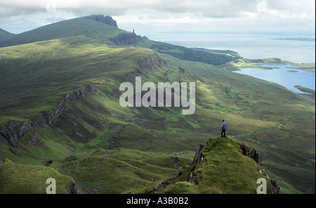 Ein hoch auf die Trotternish Ridge Isle Of Skye Schottland walker Stockfoto