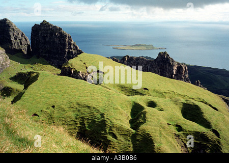 Ein Blick von oben auf die Trotternish Ridge Isle Of Skye Stockfoto