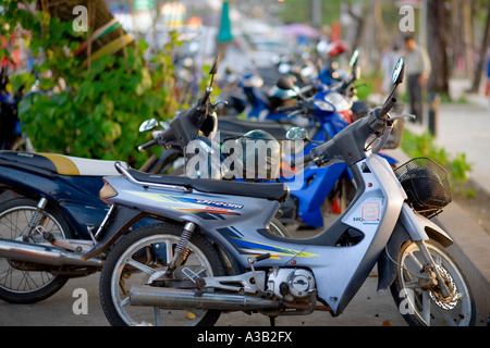 Motorräder Thara Patong Beach Phuket Thailand Asien Stockfoto