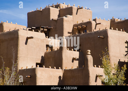 USA New Mexico Santa Fe Hotel The Inn und Spa in Loretto erbaut im Adobe-Pueblo-Revival-Stil. Stockfoto