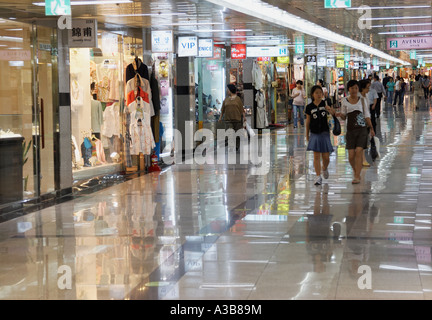 Shopper In unterirdischen Mall, Seoul Stockfoto