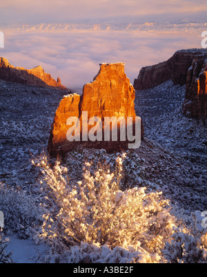 Unabhängigkeit Rock Nebel Colorado National Monument Colorado Stockfoto