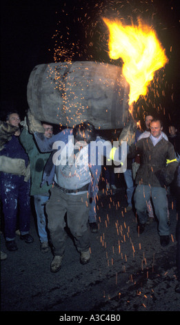 Ottery St Mary Tar Barrel Event findet jedes Jahr am 5. November statt Stockfoto