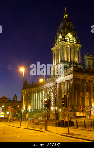 Leeds Rathaus bei Nacht Stockfoto